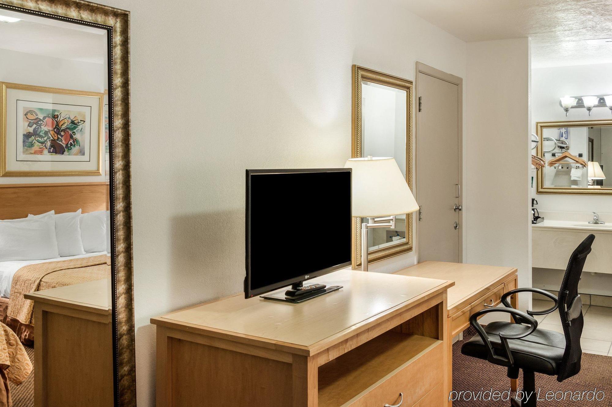 Desert Sands Inn & Suites Albuquerque Ngoại thất bức ảnh